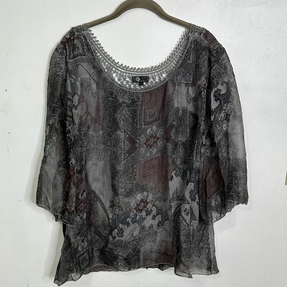 Tops - Made in Italy Silk Blend Crochet Lace Neckline Boho Print Blouse‎ Grey Small